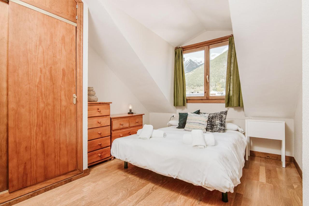 Casa Silvia - Acogedor Duplex En Sallent De Gallego Bagian luar foto