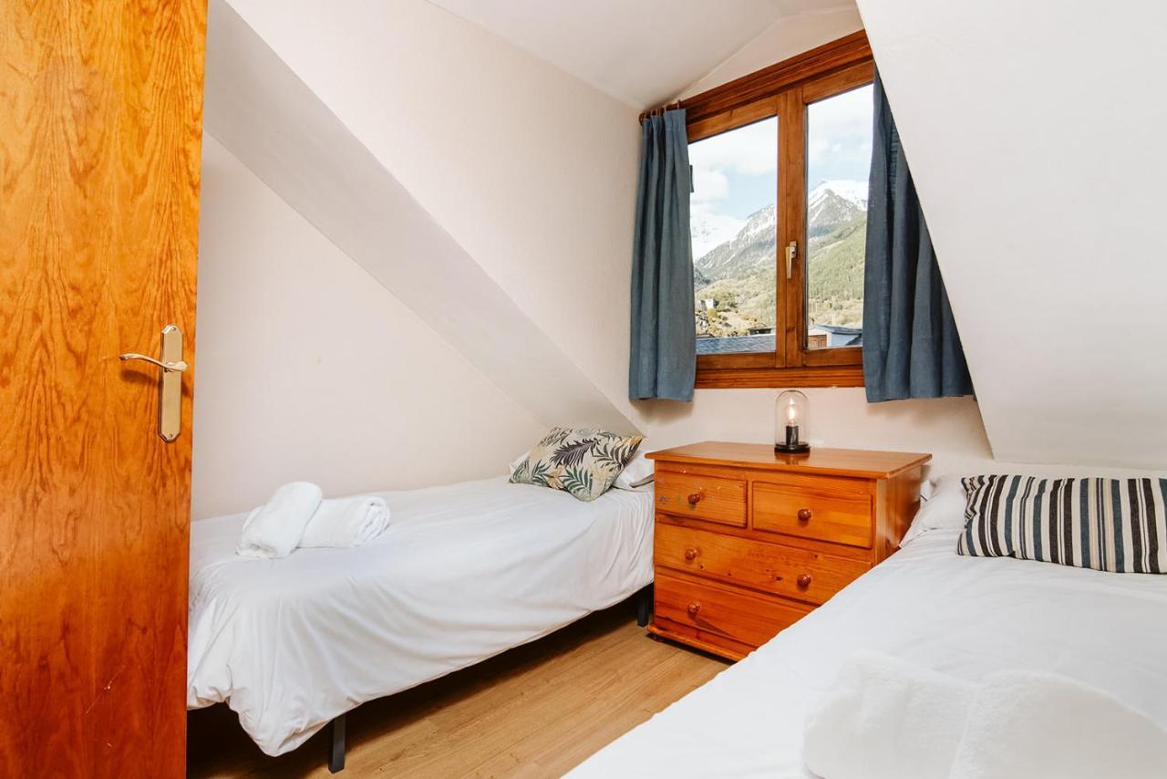 Casa Silvia - Acogedor Duplex En Sallent De Gallego Bagian luar foto